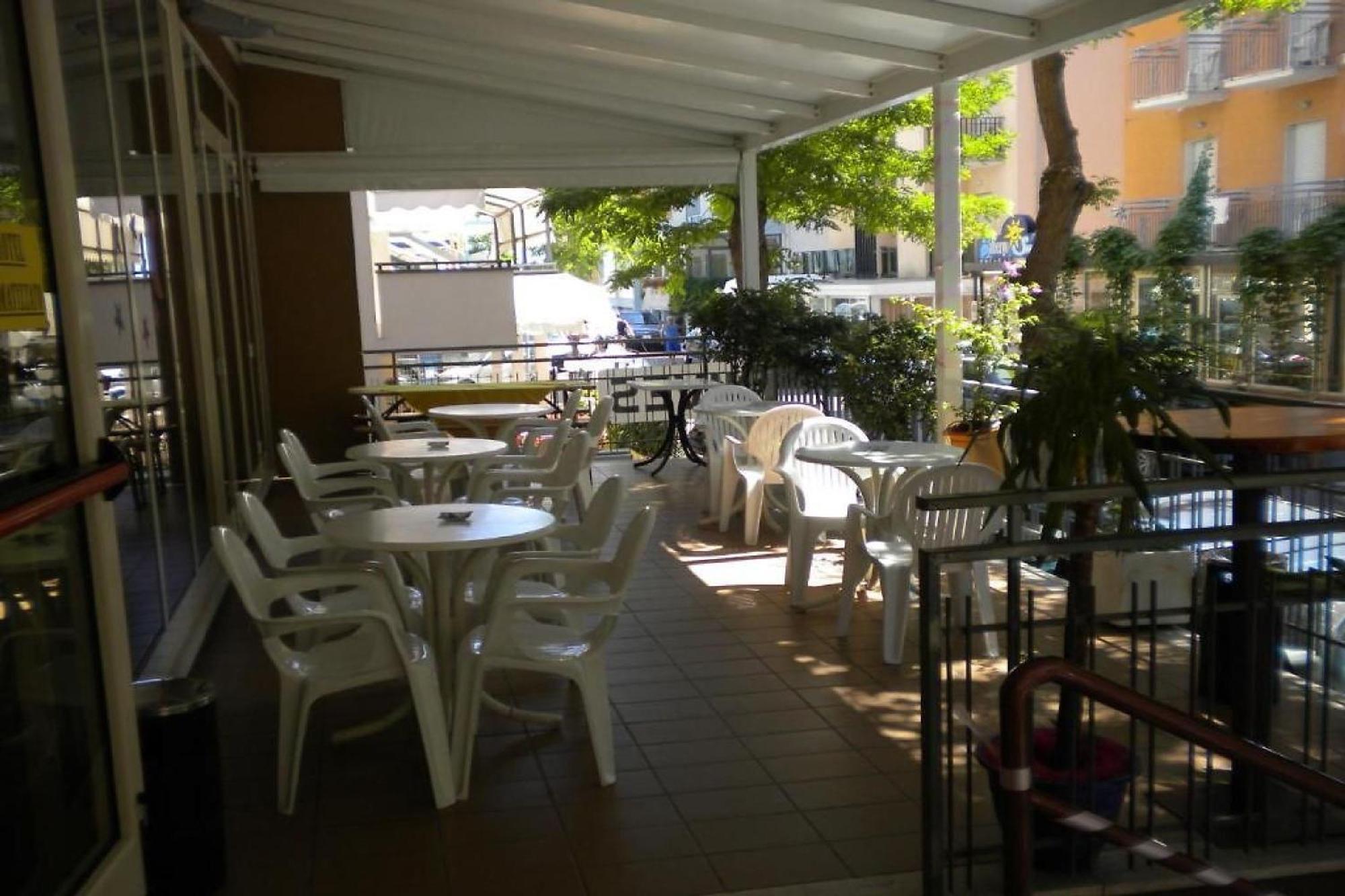 Hotel Nives Rimini Dış mekan fotoğraf