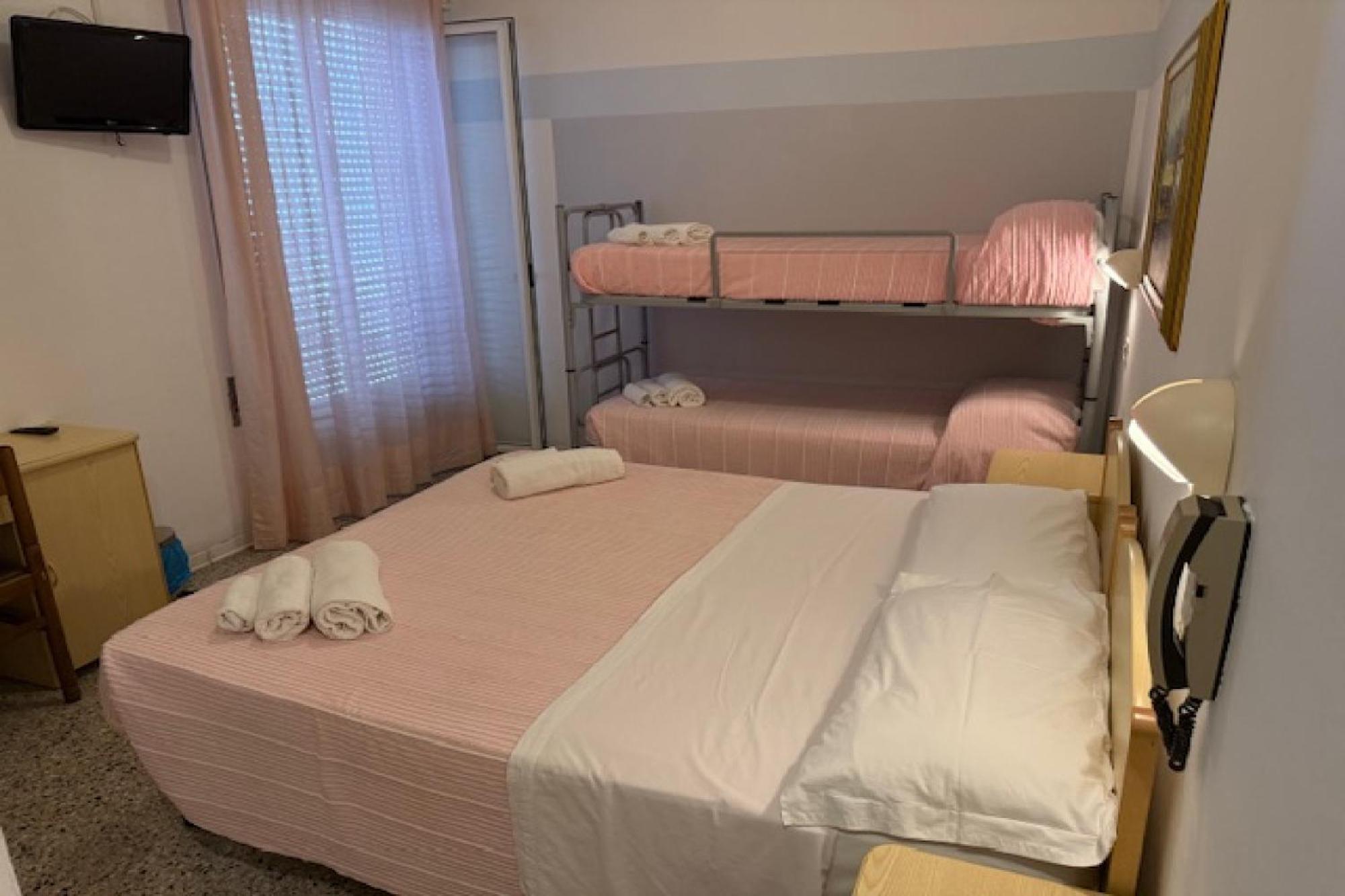 Hotel Nives Rimini Dış mekan fotoğraf