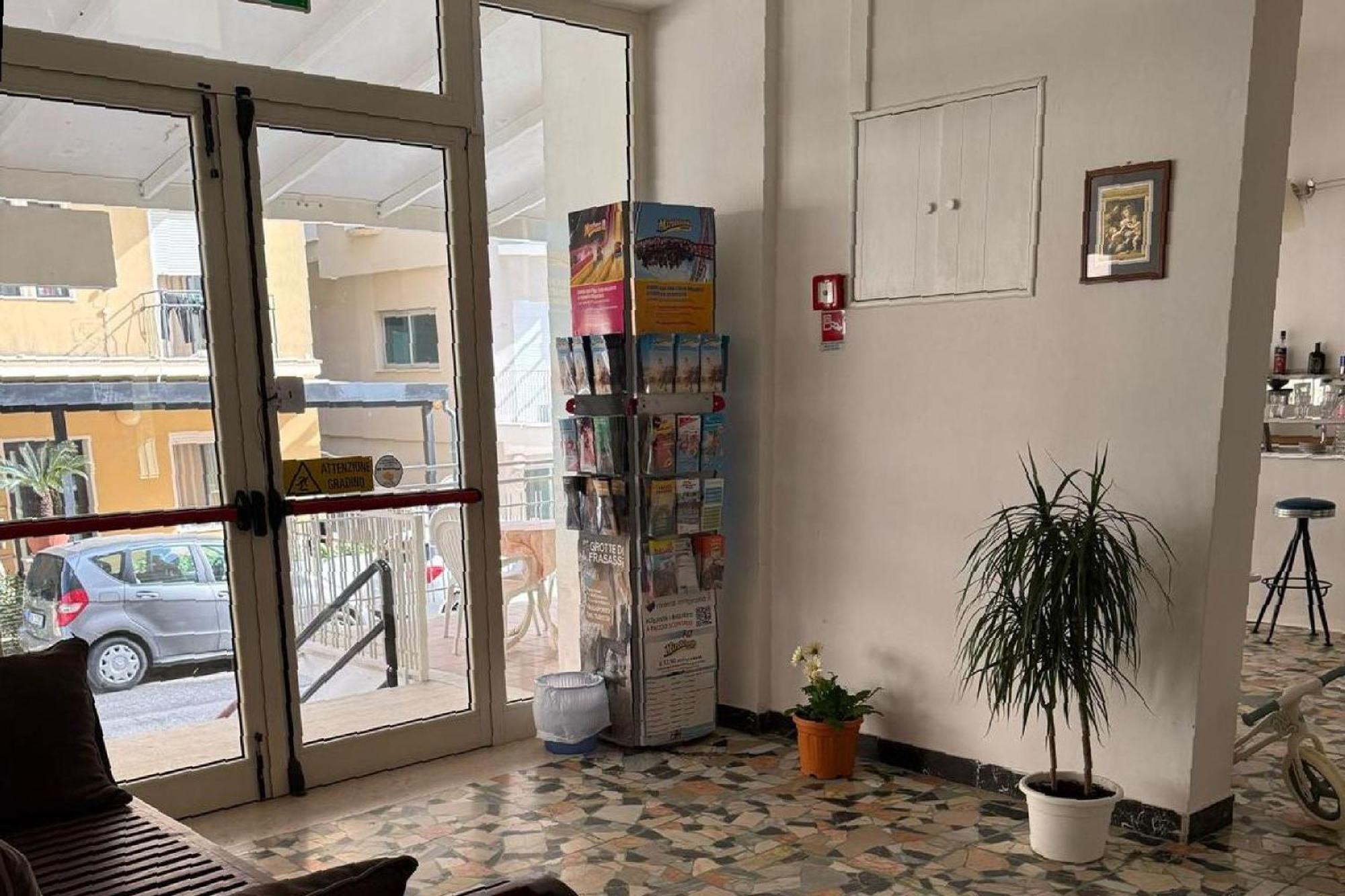 Hotel Nives Rimini Dış mekan fotoğraf